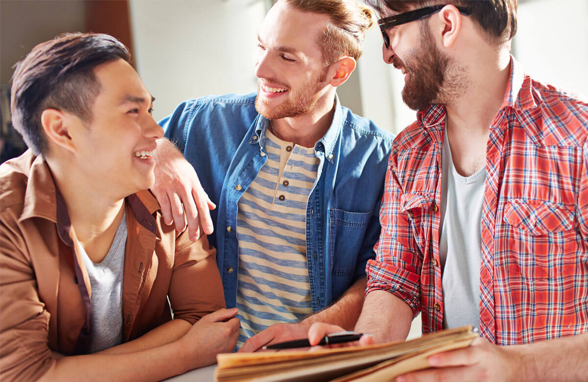 3 Students discussing somethin important